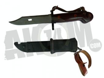 Штык-нож сувенирный (6х3) коричневая рукоять и ножны, с "УХОМ" АКМ в СНГ фото